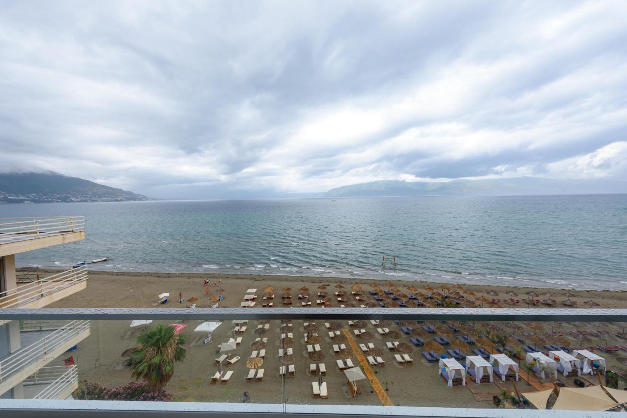 Sea & Sand Vlore Luaran gambar