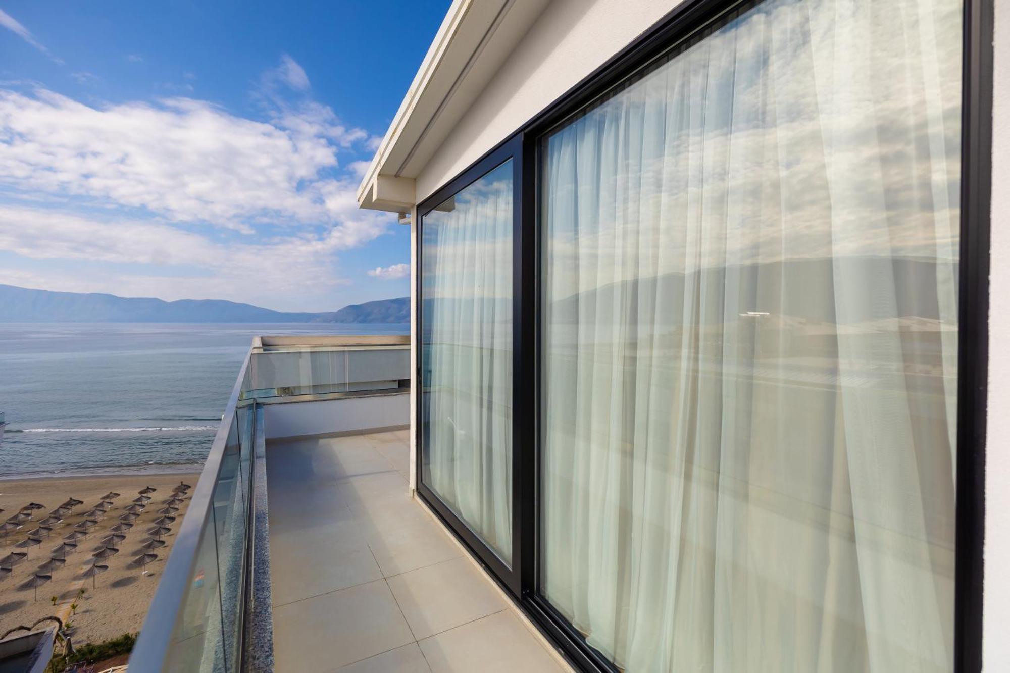 Sea & Sand Vlore Luaran gambar